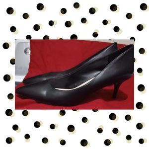 Nine West "Margie" Pointed Toe Low Heels-Size 12